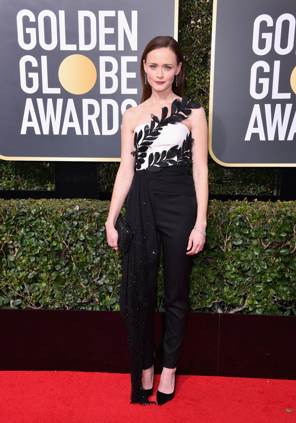 2018 Golden Globes Red Carpet Looks - Best Black Dresses From The Golden  Globes 2018