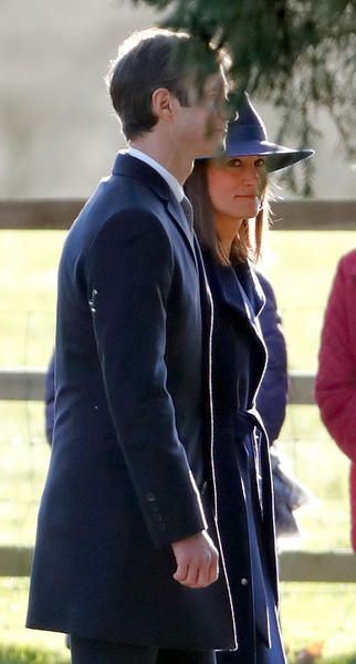 Pippa Middleton cappotto vestaglia e cappello: ecco perché era SPARITA