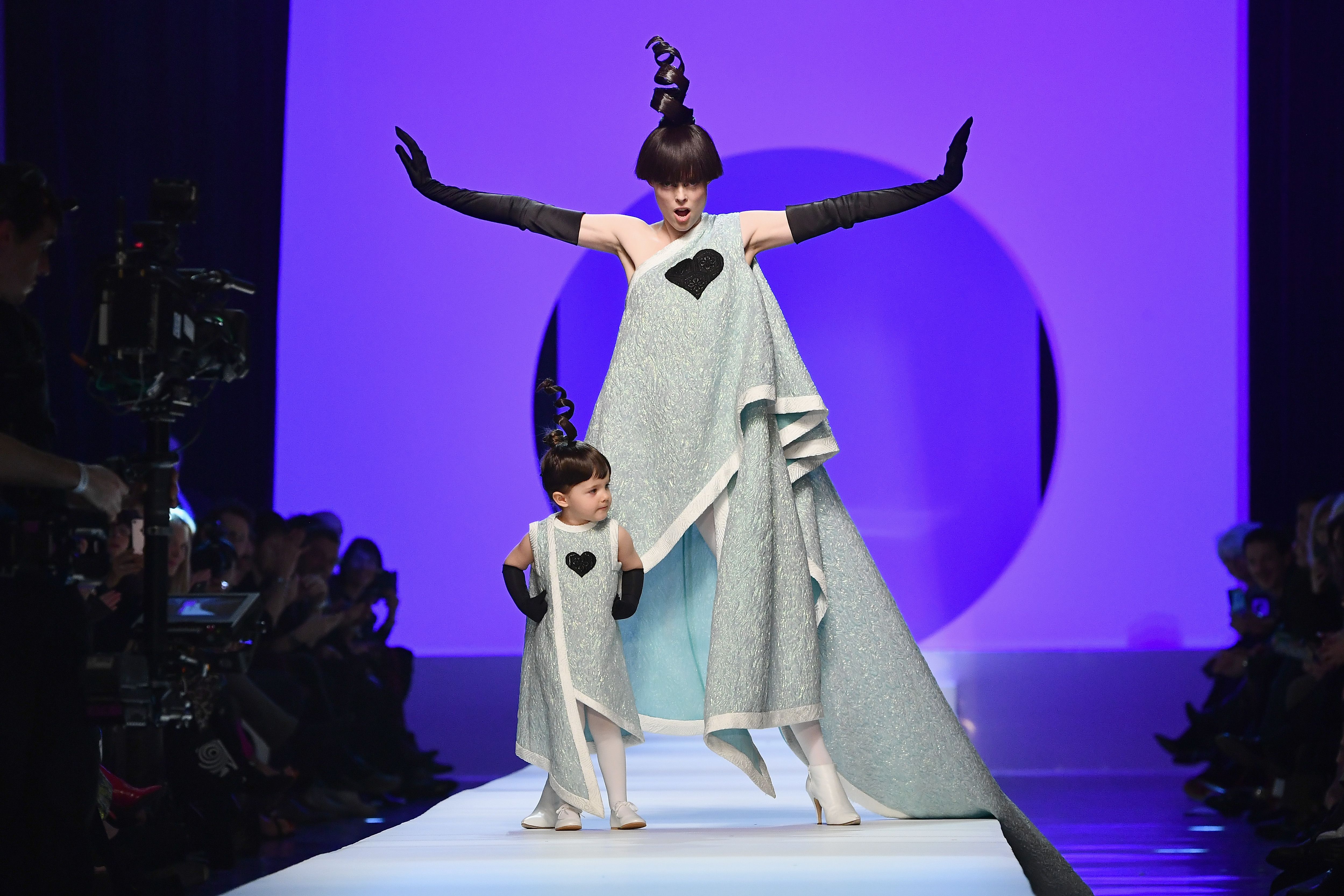 Coco Rocha and Her Daughter Walk Runway At Paris Couture Week - Coco Rocha Mommy  and Me Moment Jean Paul Gaultier Couture