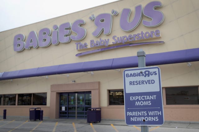 Babies 'R' Us Sets Deadline on Registries for Expecting Moms Amid Store ...