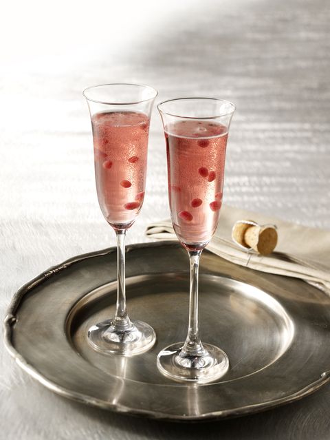 Drink, Champagne cocktail, Champagne stemware, Stemware, Alcoholic beverage, Wine glass, Food, Cocktail, Wine cocktail, Glass, 