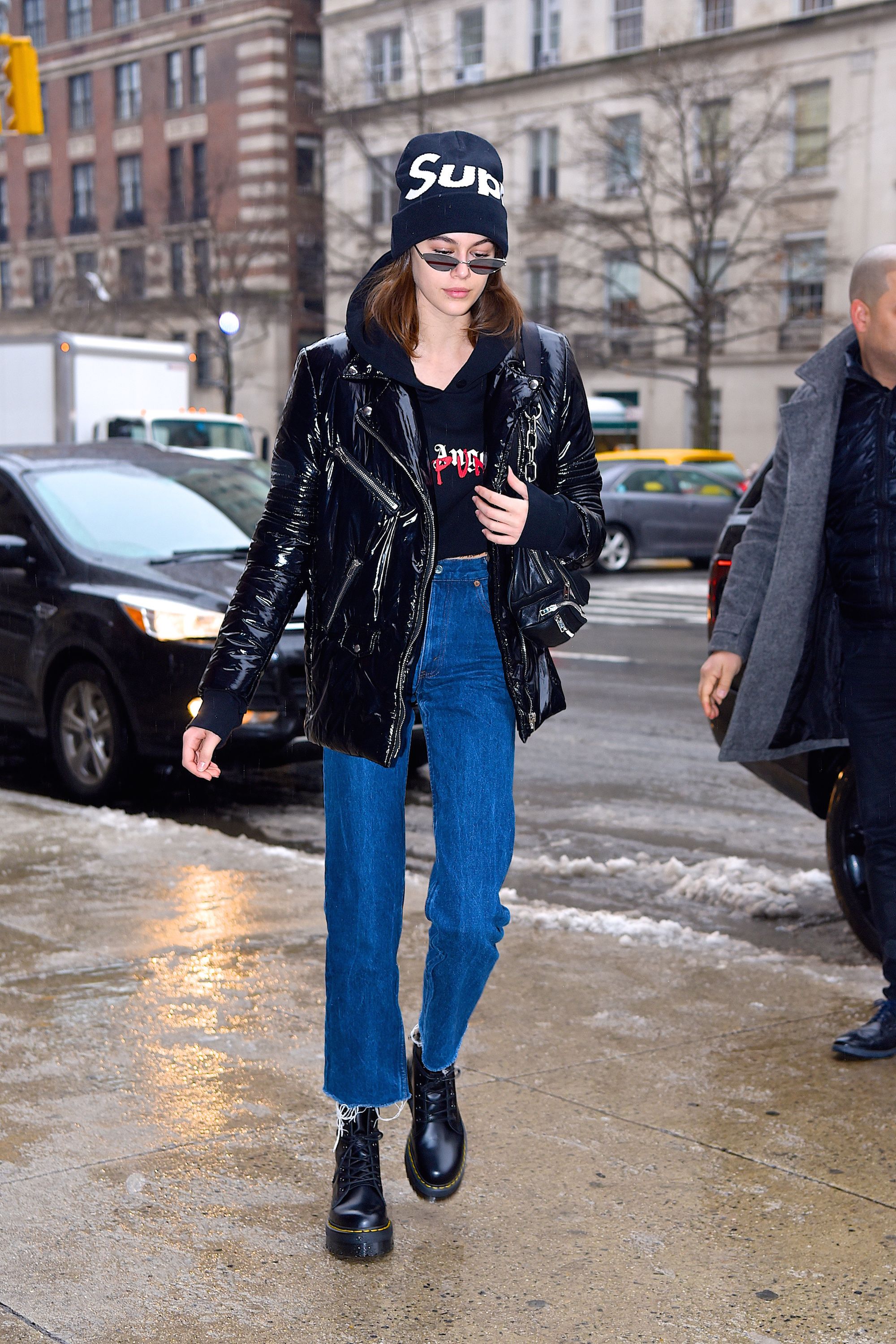 8 ways to wear a winter hat and still look cute (yup, it's