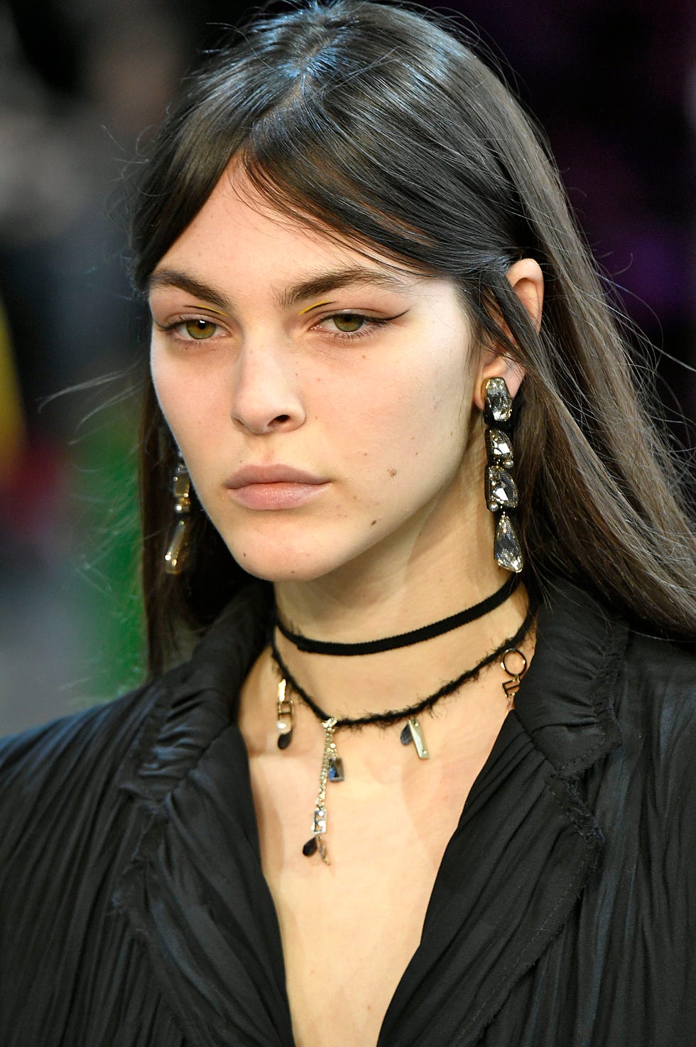 Hair, Face, Eyebrow, Hairstyle, Black hair, Beauty, Lip, Fashion, Skin, Fashion model, 