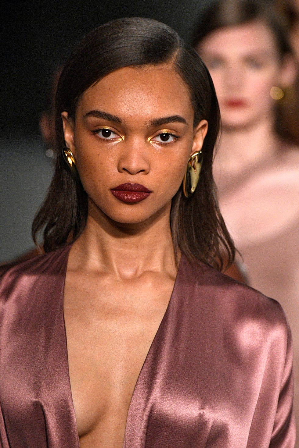 Hair, Face, Fashion, Eyebrow, Lip, Fashion model, Beauty, Hairstyle, Skin, Fashion show, 