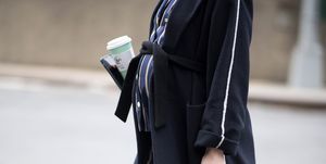 pregnant woman fashion