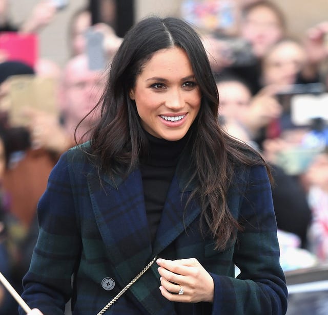 Meghan Markle's Tartan Coat - Meghan Markle Wears Burberry Coat In Scotland