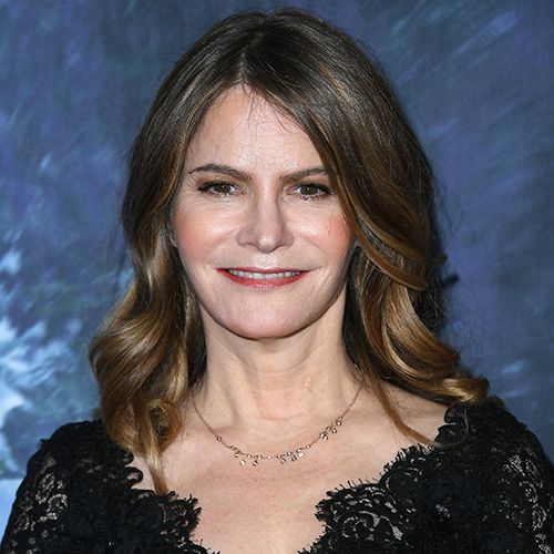 Jennifer Jason Leigh - Movies, TV Shows & Son