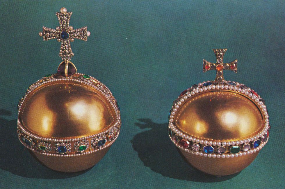 the sovereign's orb and queen mary's orb