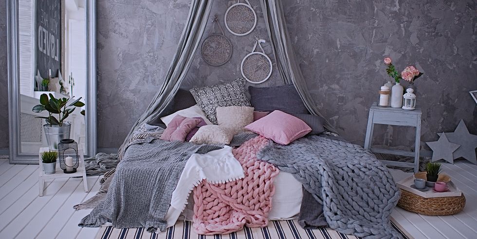 Gray and pink bedroom interior design, bedroom interior, bedding, decoration