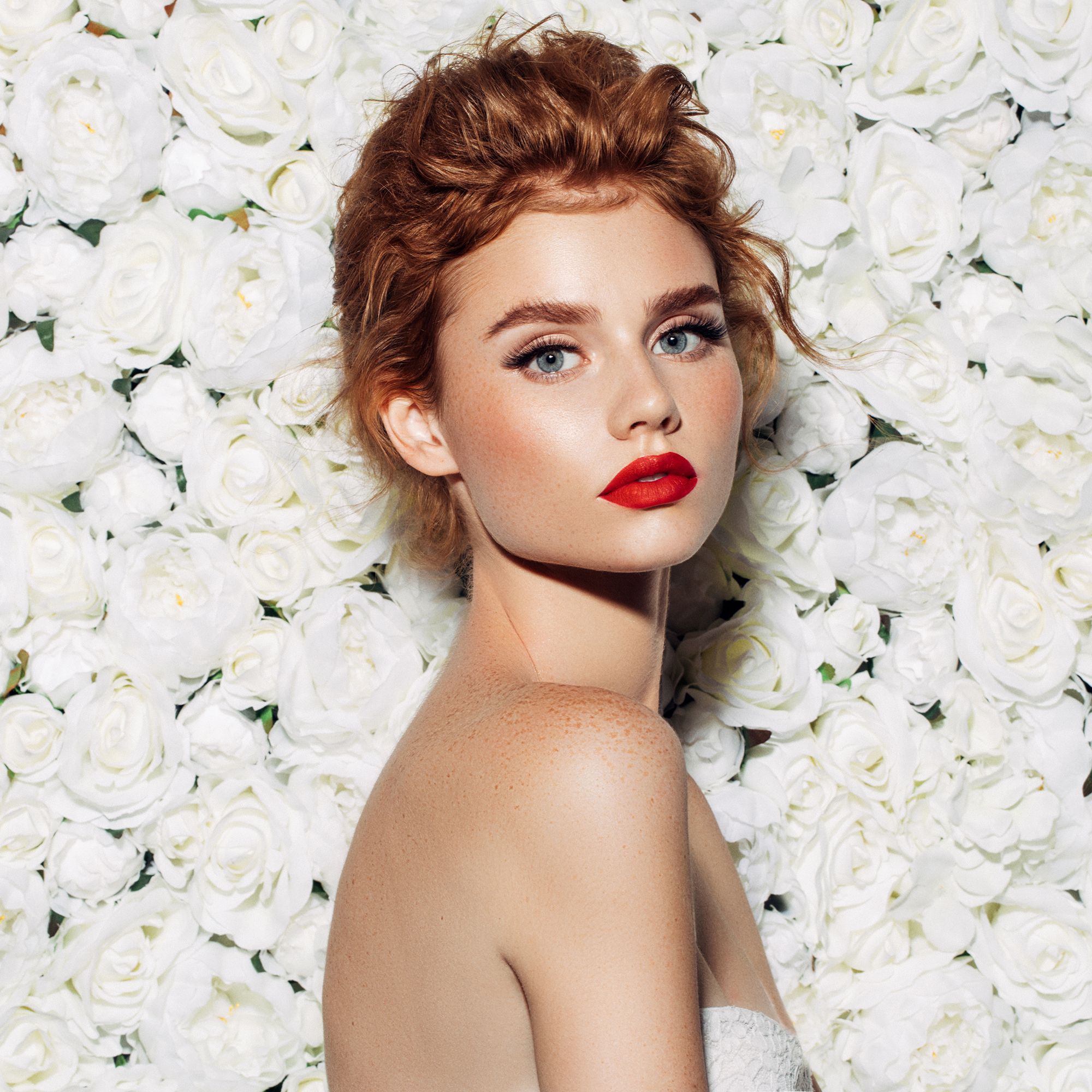 Bold lips for brides: dos and don'ts of red lipstick on your wedding day