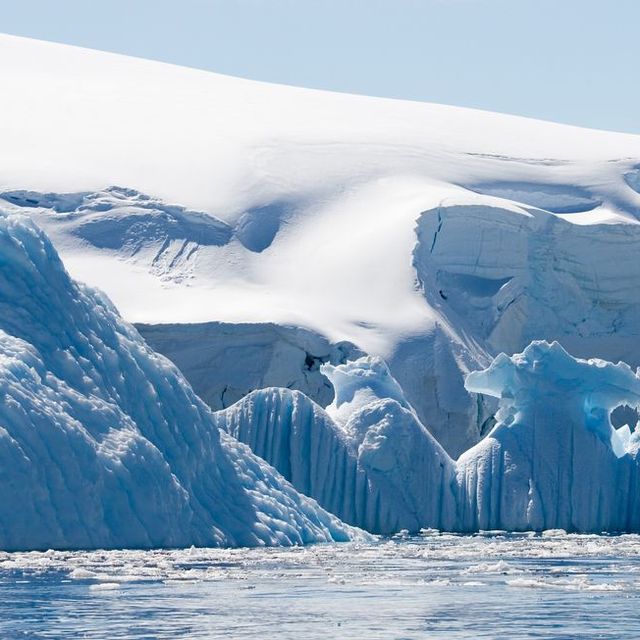 Polar ice cap, Iceberg, Ice, Arctic, Arctic ocean, Sea ice, Ocean, Ice cap, Natural environment, Glacial landform, 