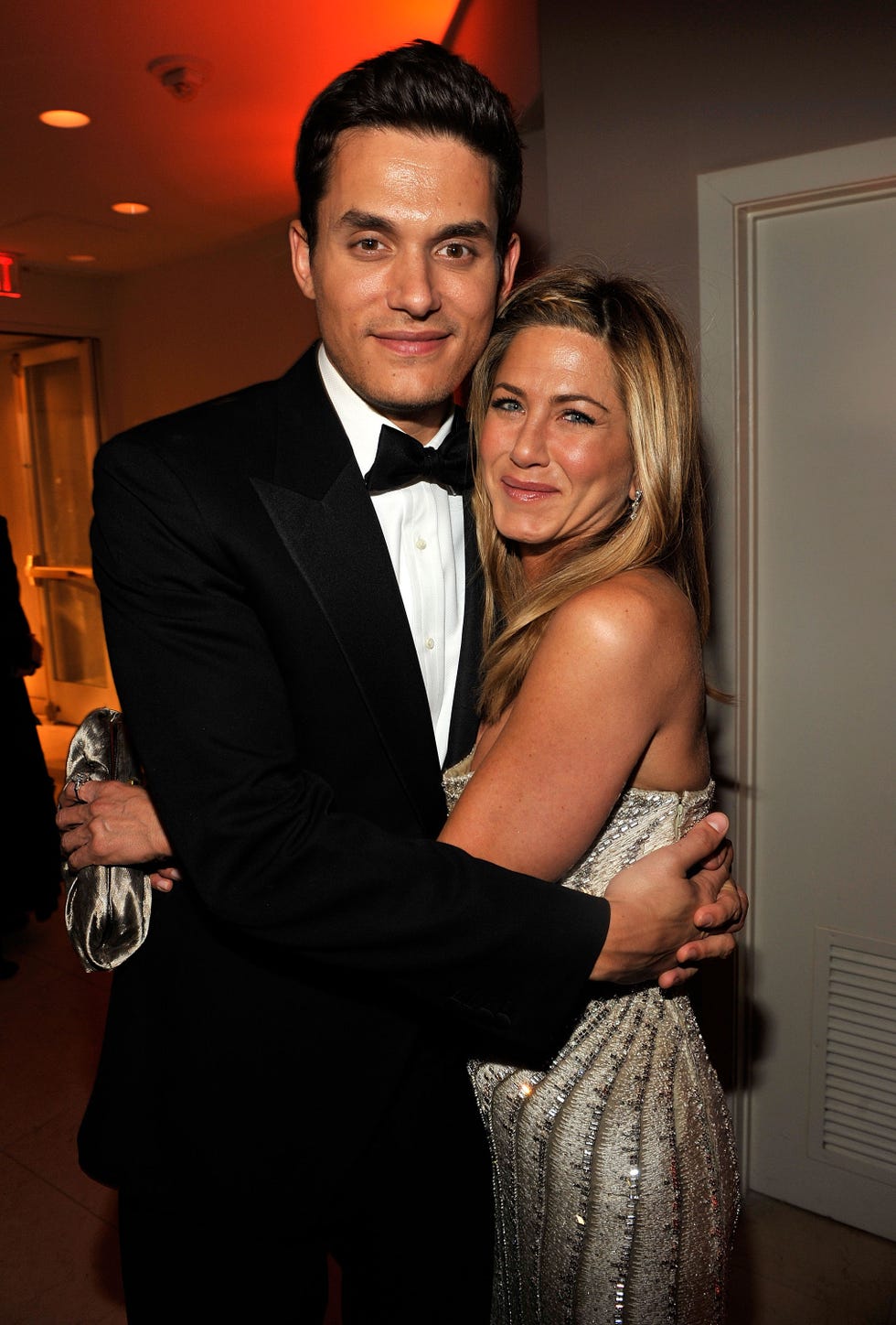 exclusive, premium rates apply west hollywood, ca february 22 exclusive access special rates apply no tv broadcast in the usa or canada until february 26 musician john mayer and actress jennifer aniston attends the 2009 vanity fair oscar party hosted by graydon carter at the sunset tower hotel on february 22, 2009 in west hollywood, california photo by kevin mazurvfwireimage for vanity fair