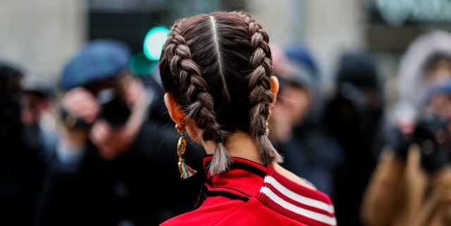 Hair, Hairstyle, Red, Street fashion, Human, Championship, Long hair, Crowd, Team, Street, 