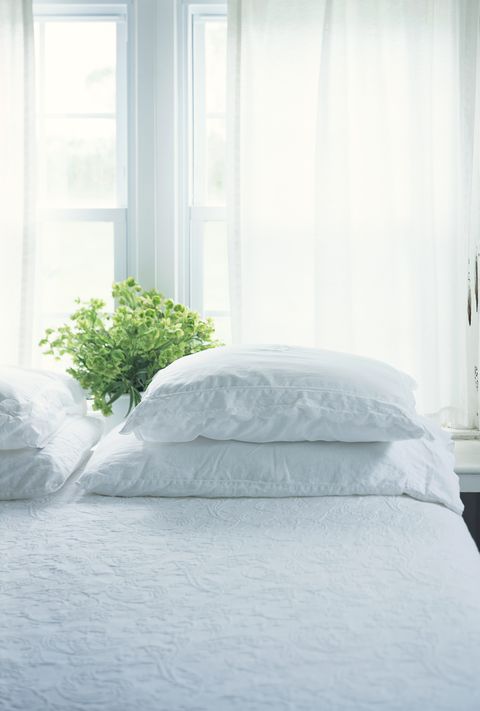 Bedroom, White, Bed sheet, Bedding, Bed, Room, Furniture, Bed frame, Property, Interior design, 