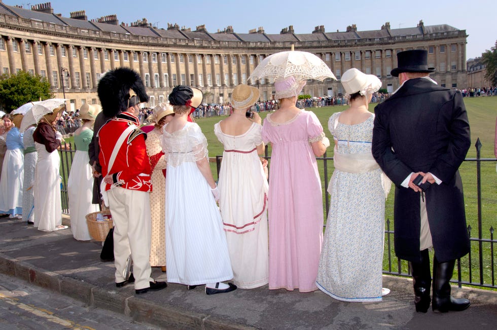 jane austen festival held annually in bath to celebrate the authors time living in the city, the participants parade to the royal crescent