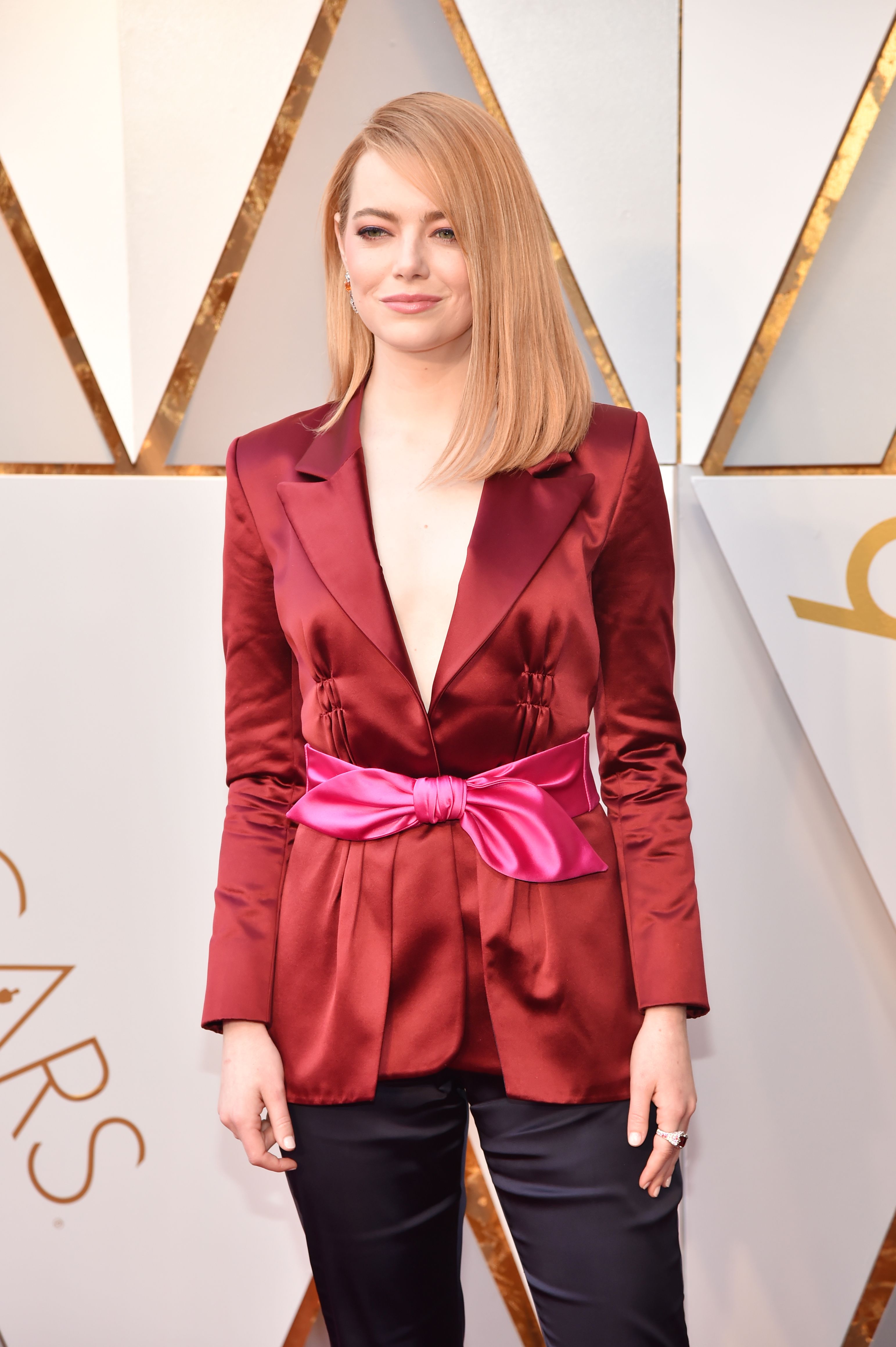 Emma Stone's Oscar dress took 11 people and 1,700 to create