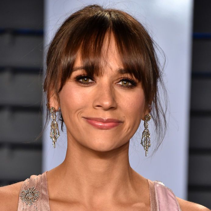 beverly hills, ca   march 04  actress rashida jones attends the 2018 vanity fair oscar party hosted by radhika jones at wallis annenberg center for the performing arts on march 4, 2018 in beverly hills, california  photo by john shearergetty images