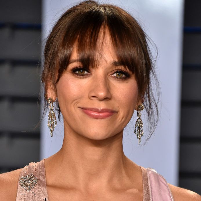 beverly hills, ca   march 04  actress rashida jones attends the 2018 vanity fair oscar party hosted by radhika jones at wallis annenberg center for the performing arts on march 4, 2018 in beverly hills, california  photo by john shearergetty images