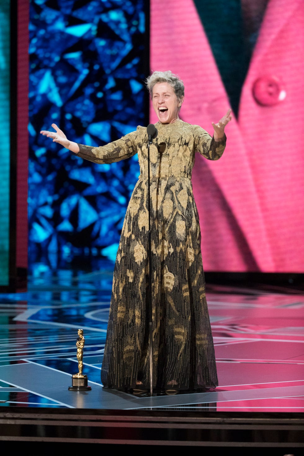 most awkward oscar momentsfrances mcdormand