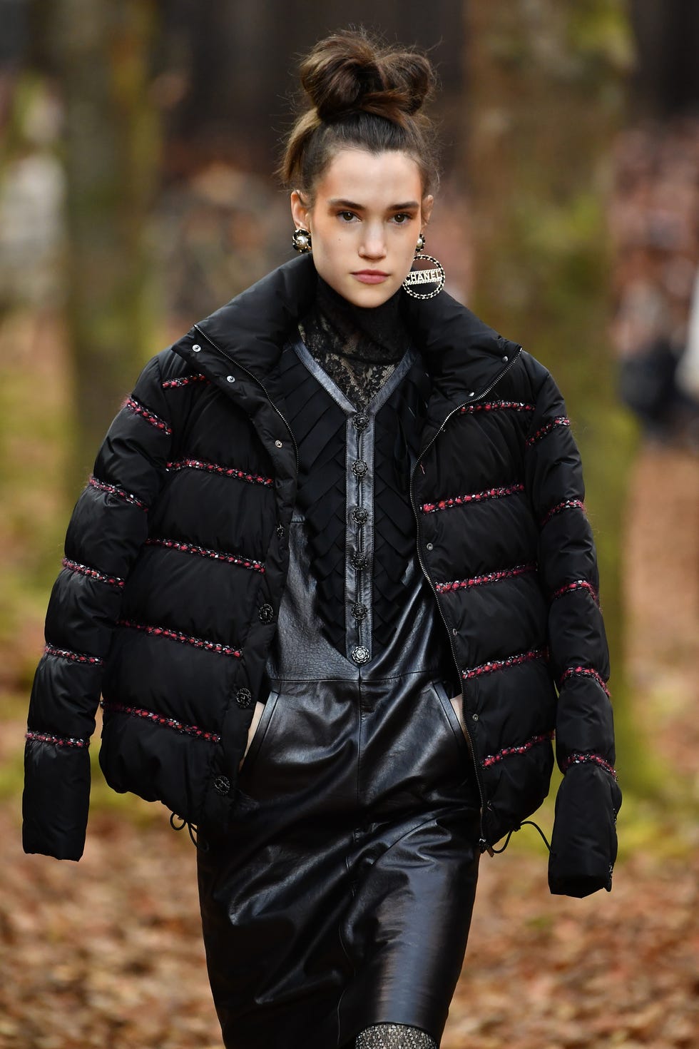 Clothing, Fur, Fashion, Jacket, Outerwear, Coat, Skin, Street fashion, Overcoat, Sleeve, 