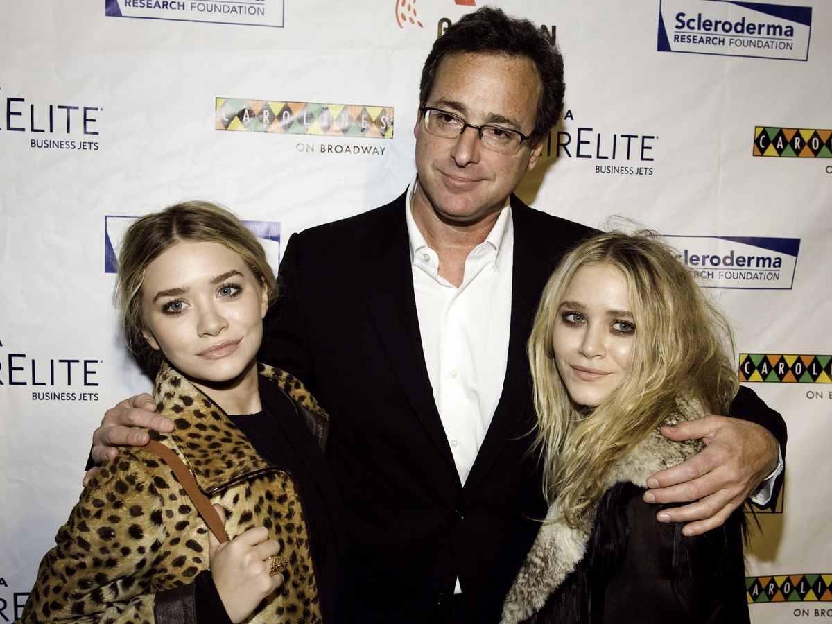 Mary-Kate and Ashley Olsen Pay Tribute to