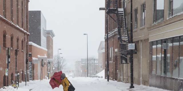 Winter storm: Snow and extreme cold to sweep across Midwest and