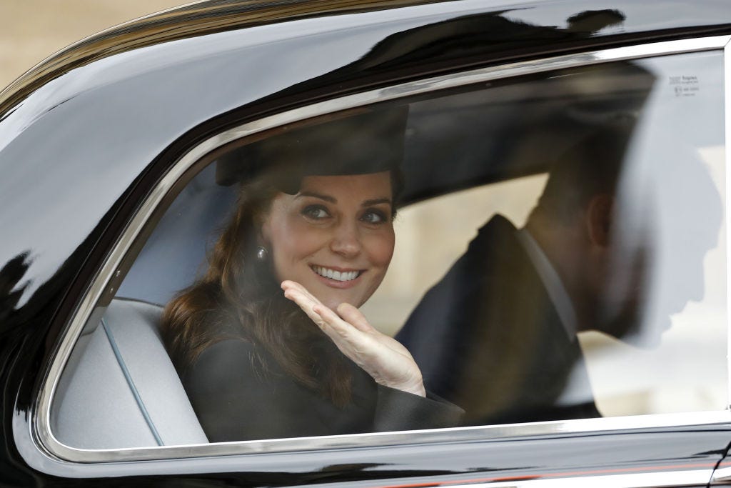 Kate Middleton spotted on car journey with chic travel bag