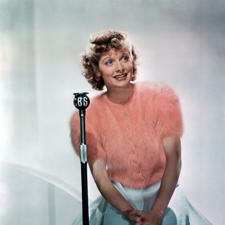 los angeles   march 1 cbs radio actress lucille ball poses for a color portrait lucille ball is a comedienne on phil bakers cbs radio program the phil baker show image dated march 1, 1938 hollywood, ca photo by cbs via getty images