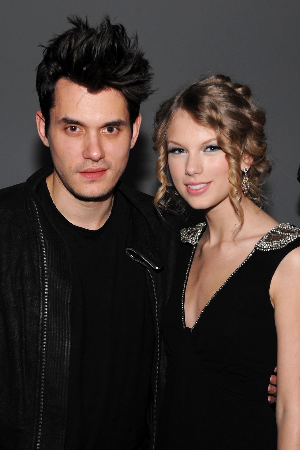 new york december 08 musicians john mayer l and taylor swift attend the launch of vevo, the worlds premiere destination for premium music video and entertainment at skylight studio on december 8, 2009 in new york city photo by dimitrios kambourisgetty images for vevo