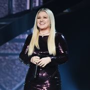 las vegas, nv   april 15  kelly clarkson performs onstage during the 53rd academy of country music awards at mgm grand garden arena on april 15, 2018 in las vegas, nevada  photo by ethan millergetty images