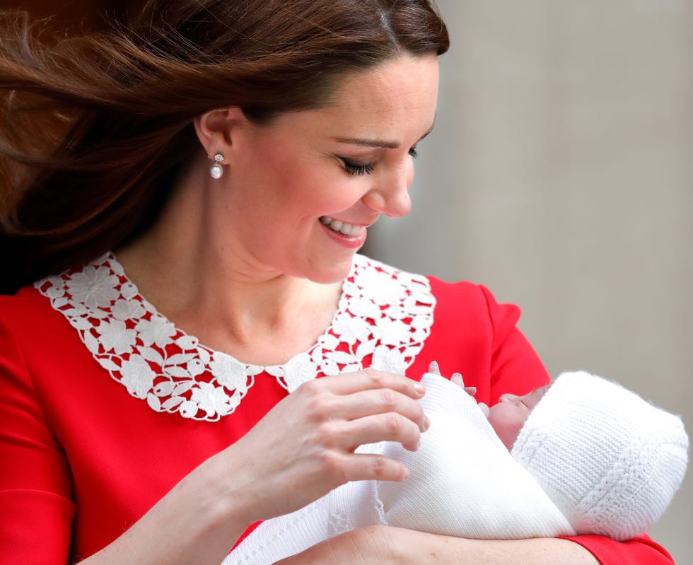 london, united kingdom april 23: (embargoed for publication in uk newspapers until 24 hours after create date and time) catherine, duchess of cambridge departs the lindo wing of st mary's hospital with her newborn baby son on april 23, 2018 in london, england. the duchess delivered a boy at 11:01 am, weighing 8lbs 7oz, who will be fifth in line to the throne. (photo by max mumby/indigo/getty images)