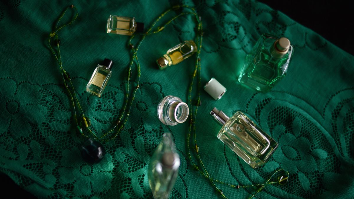 preview for Perfumes que huelen a limpio