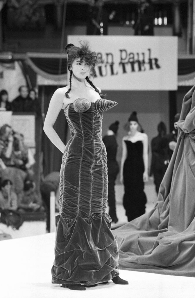 The Most Iconic Haute Couture Show Moments Of The '90s