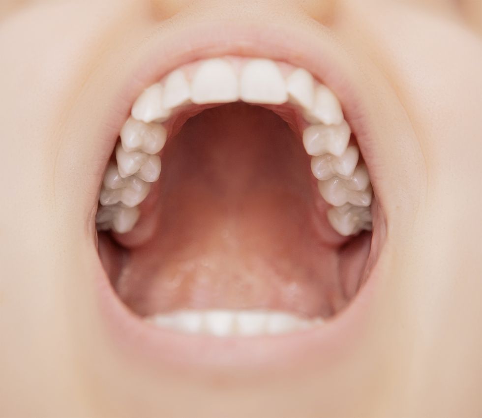 Tooth, Mouth, Jaw, Tongue, Organ, Chin, Lip, Close-up, Human body, Smile, 