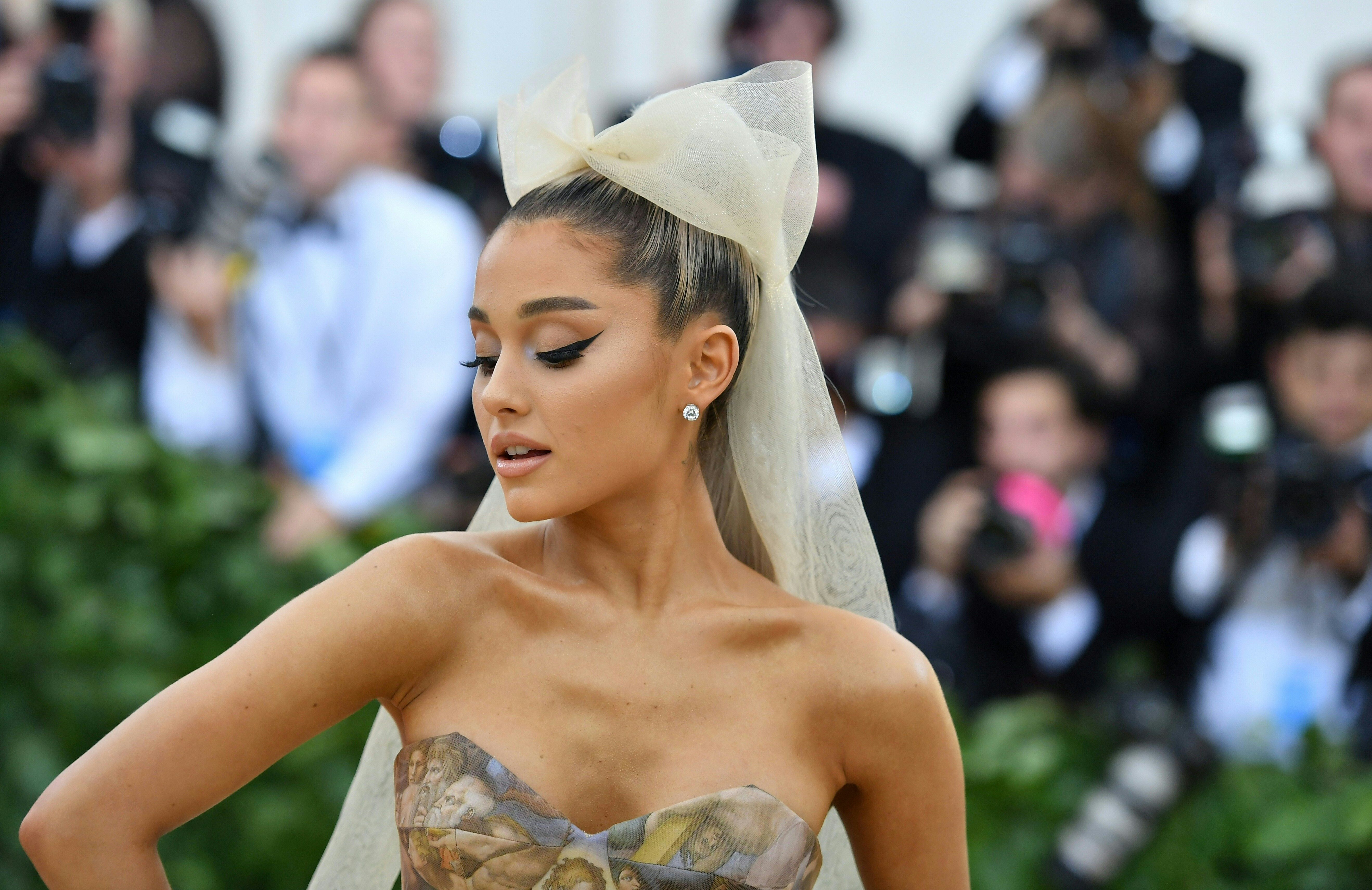Ariana Grande gets misspelled Japanese tattoo fixed after fans call her out   GMA News Online
