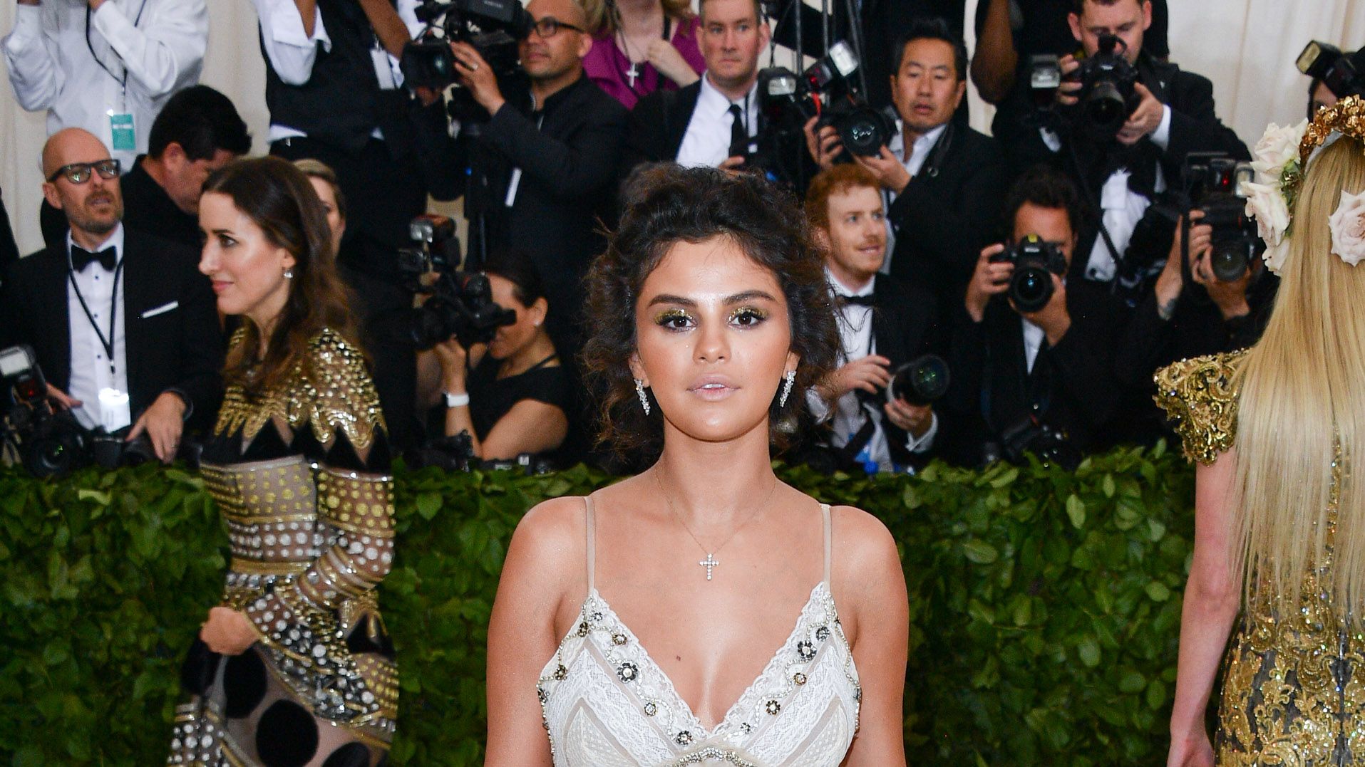 Watch Selena Gomez Recall Self-Tanning Met Gala Mishap