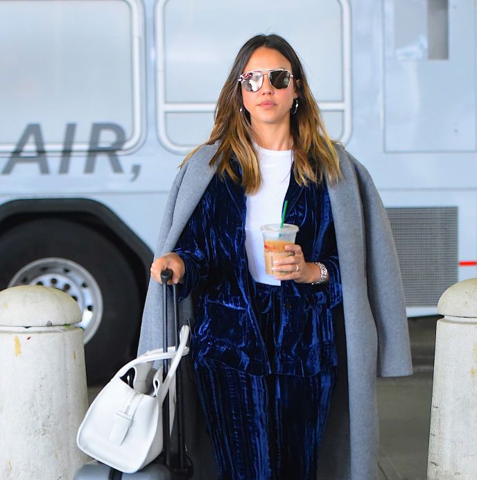 Shop Jessica Alba's Carry-On, Meghan Markle's Go-To Tote and More  Celeb-Favorite Travel Bags