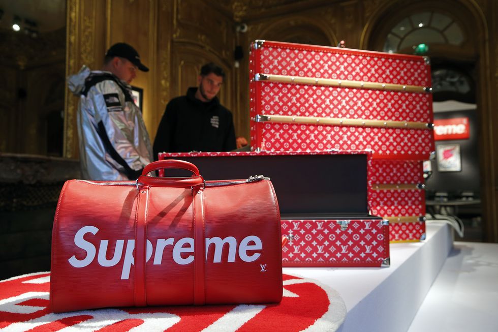 Hundreds queued up overnight 2 days before Supreme x Louis Vuitton's launch