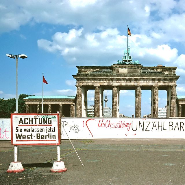 de brandenburger tor en de berlijnse muur