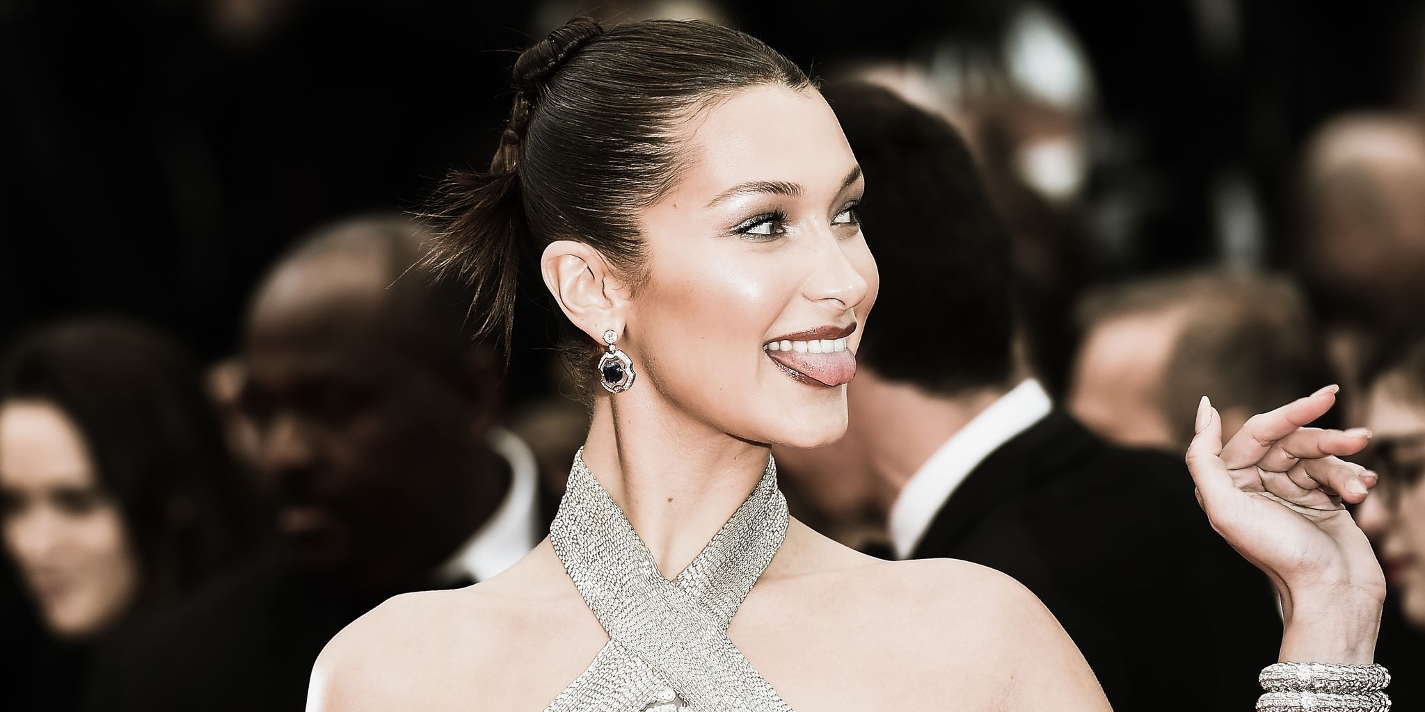 See Bella Hadid's Vintage Gucci Look Straight from the '90s