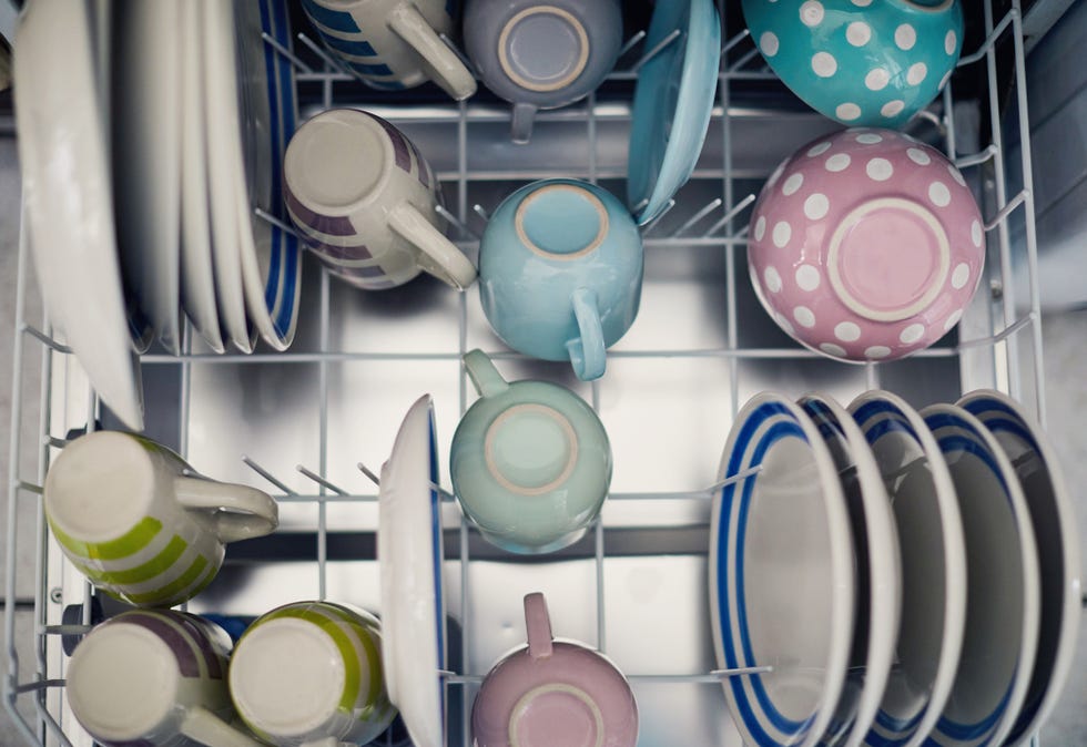 Blue, Dishware, Design, Plate, Circle, Pattern, Dinnerware set, Porcelain, Tableware, Still life photography, 