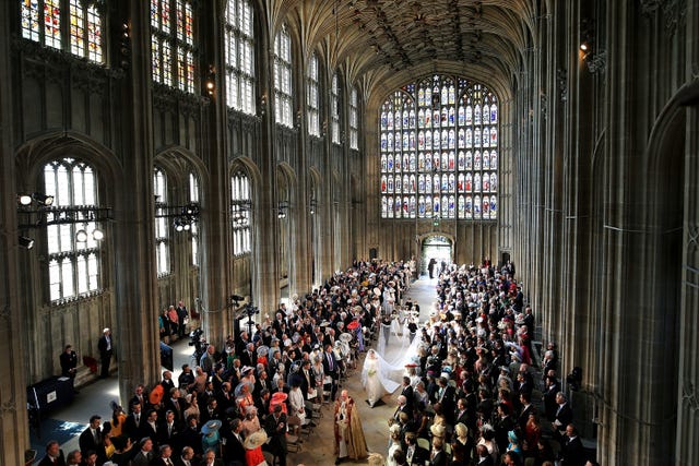 Building, Architecture, Crowd, Place of worship, Chapel, Event, Church, Cathedral, Byzantine architecture, Medieval architecture, 