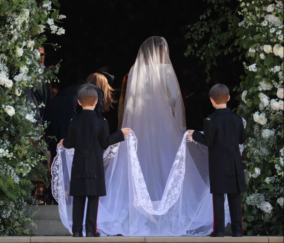 Veil, Bridal veil, Bridal accessory, Ceremony, Bride, Wedding dress, Dress, Event, Marriage, Tradition, 