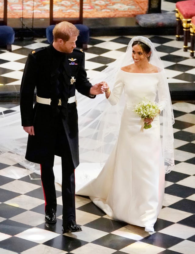 Meghan Markles Wedding Bouquet Photos Of Meghans Gorgeous Royal