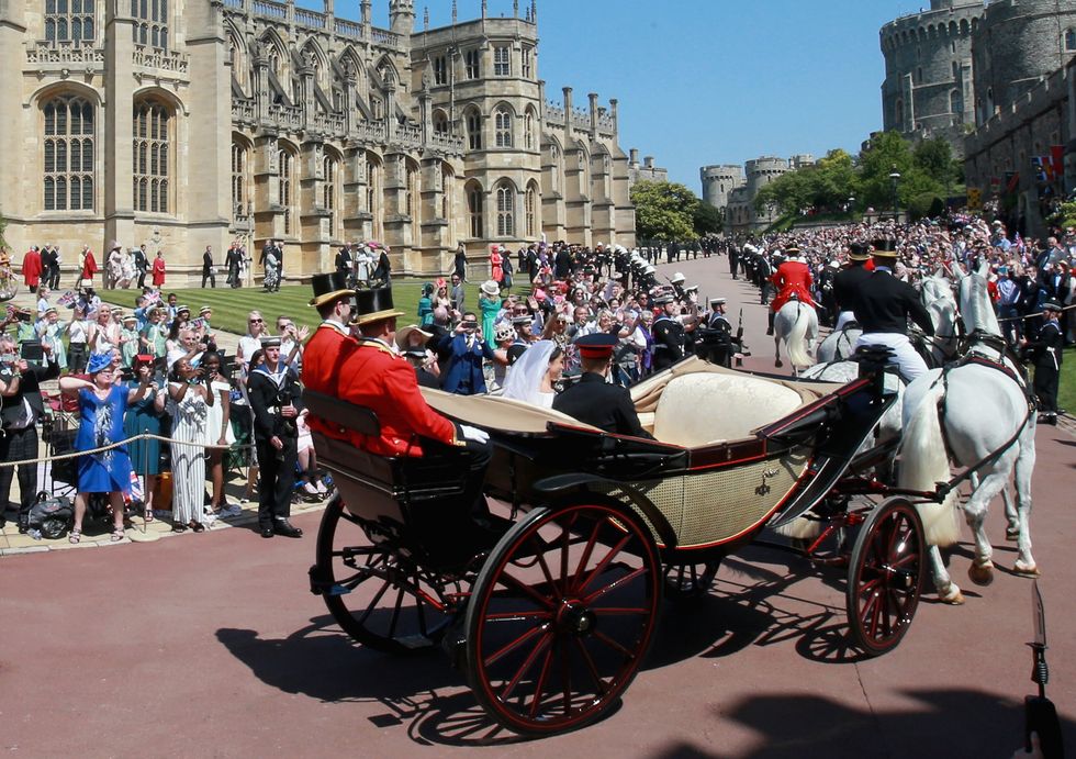 royal wedding carriage ride harry and meghan