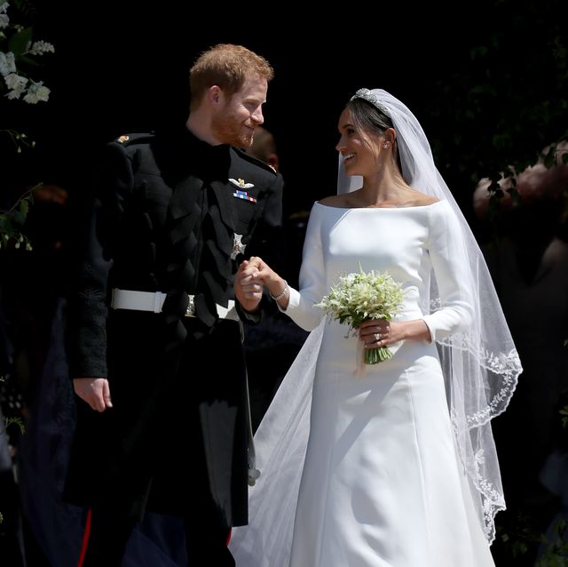 Bride, Wedding dress, Veil, Ceremony, Photograph, Gown, Wedding, Marriage, Bridal clothing, Bridal veil, 