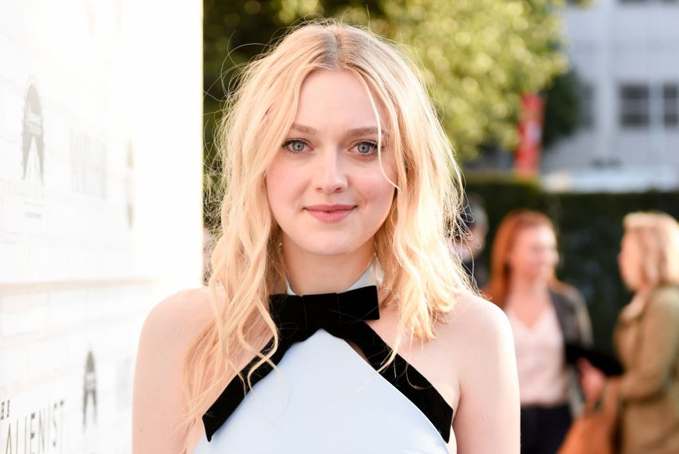 Dakota Fanning On Micro The Of Pfeiffer And Why She's To Age