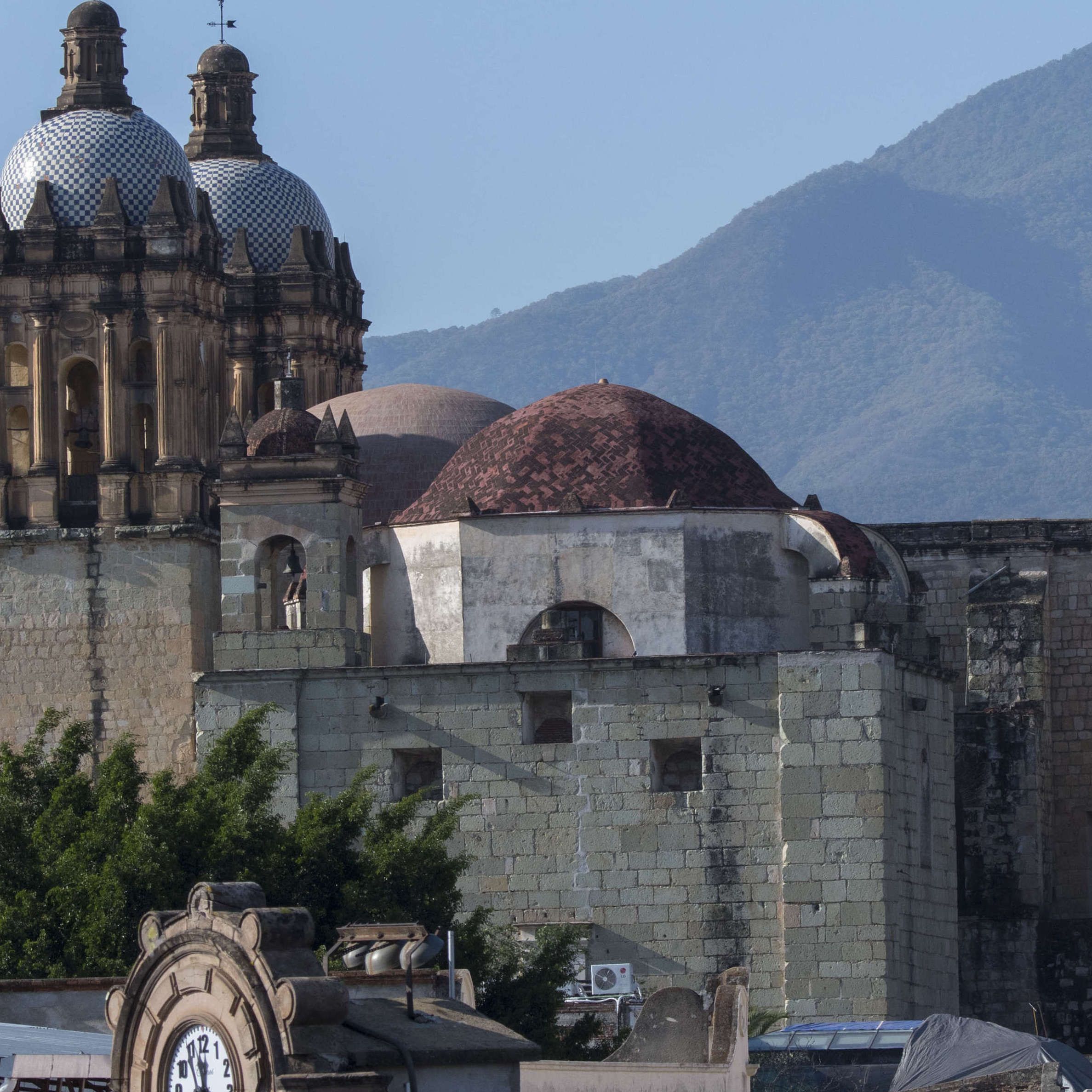 View of the Church of Santo Domingo de Guzman in the city of Oaxaca