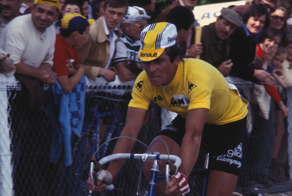 Bernard Hinault remporte le Tour de France