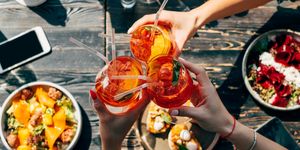 This nationwide bar is offering free Aperol Spritz for all